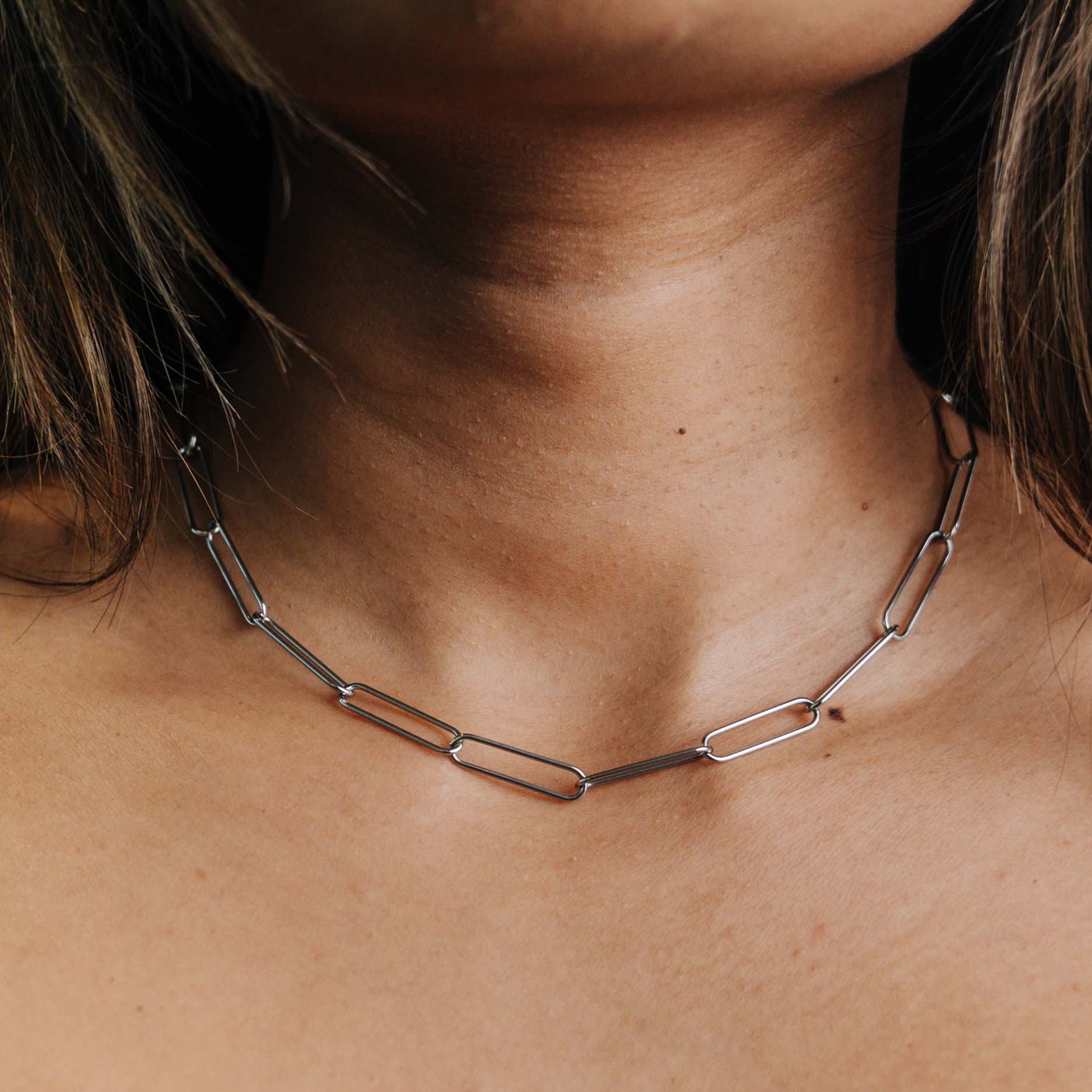 Women's Paperclip Chain (White Gold)