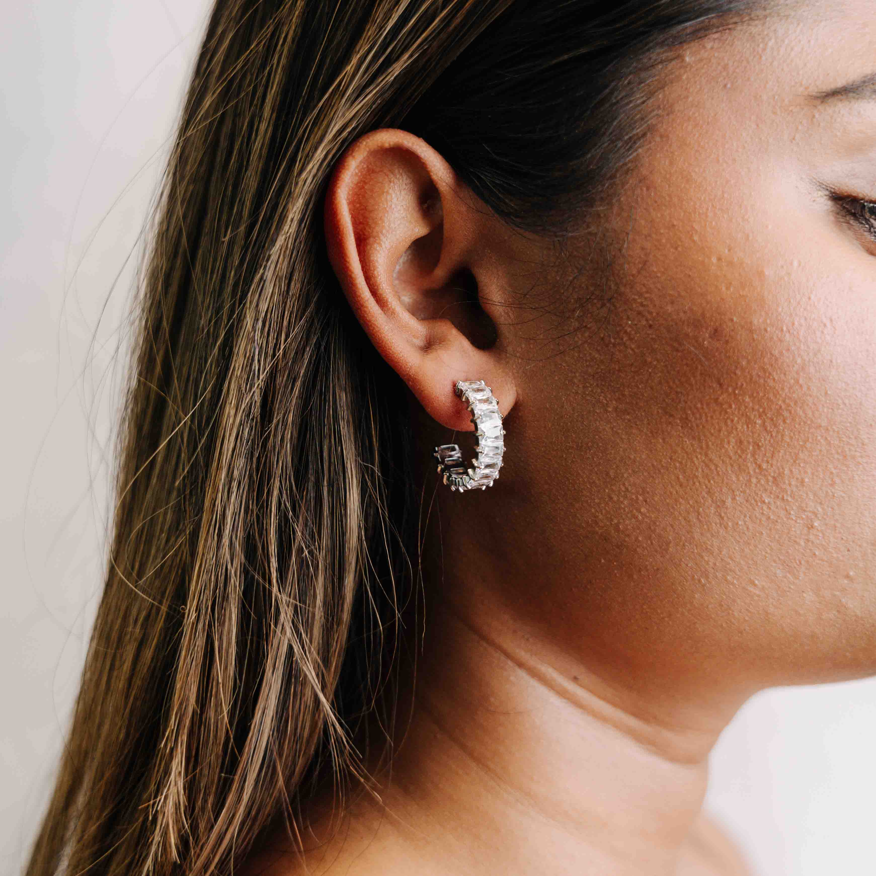 Glint earrings (White Gold)