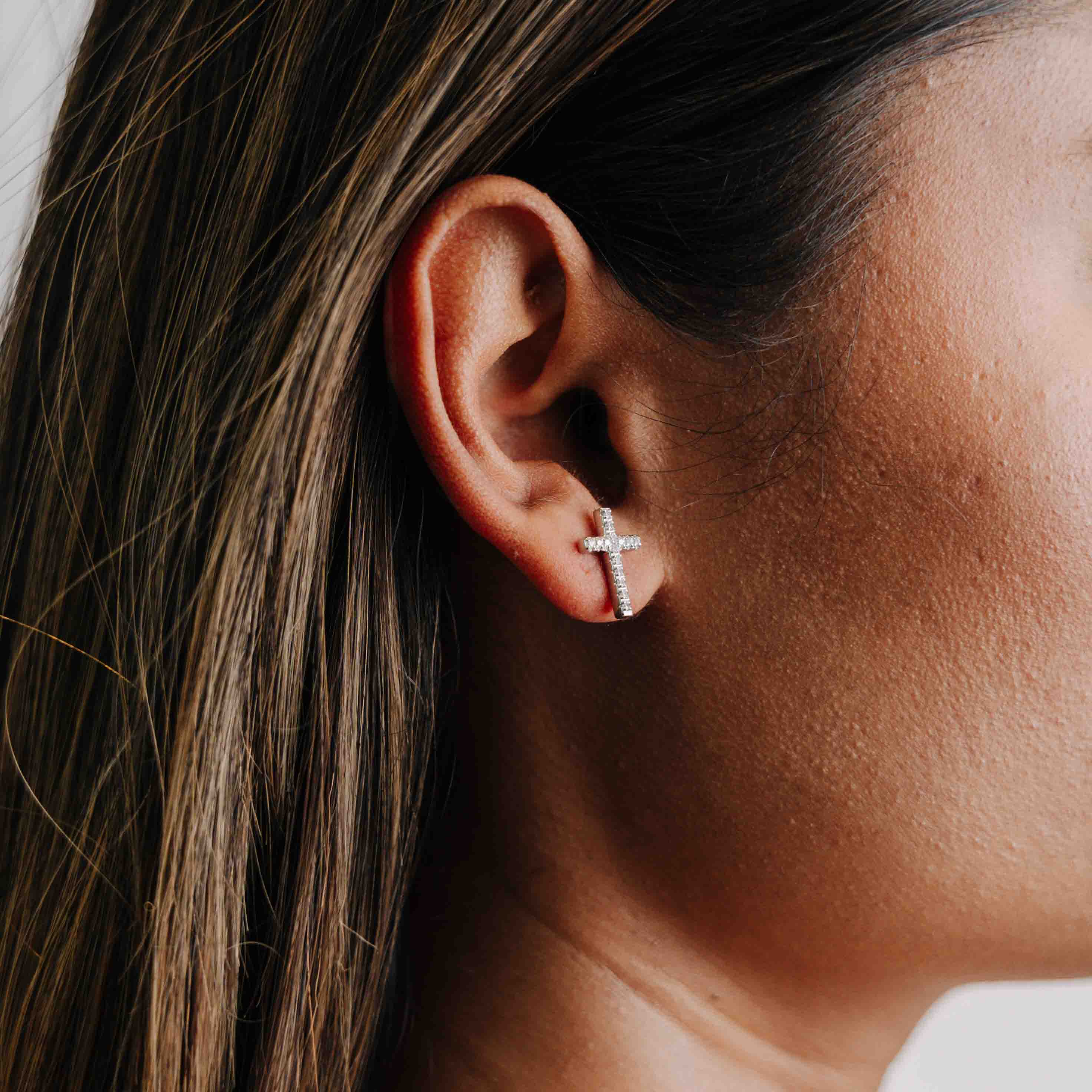 Luxe Cross Earring (White Gold)