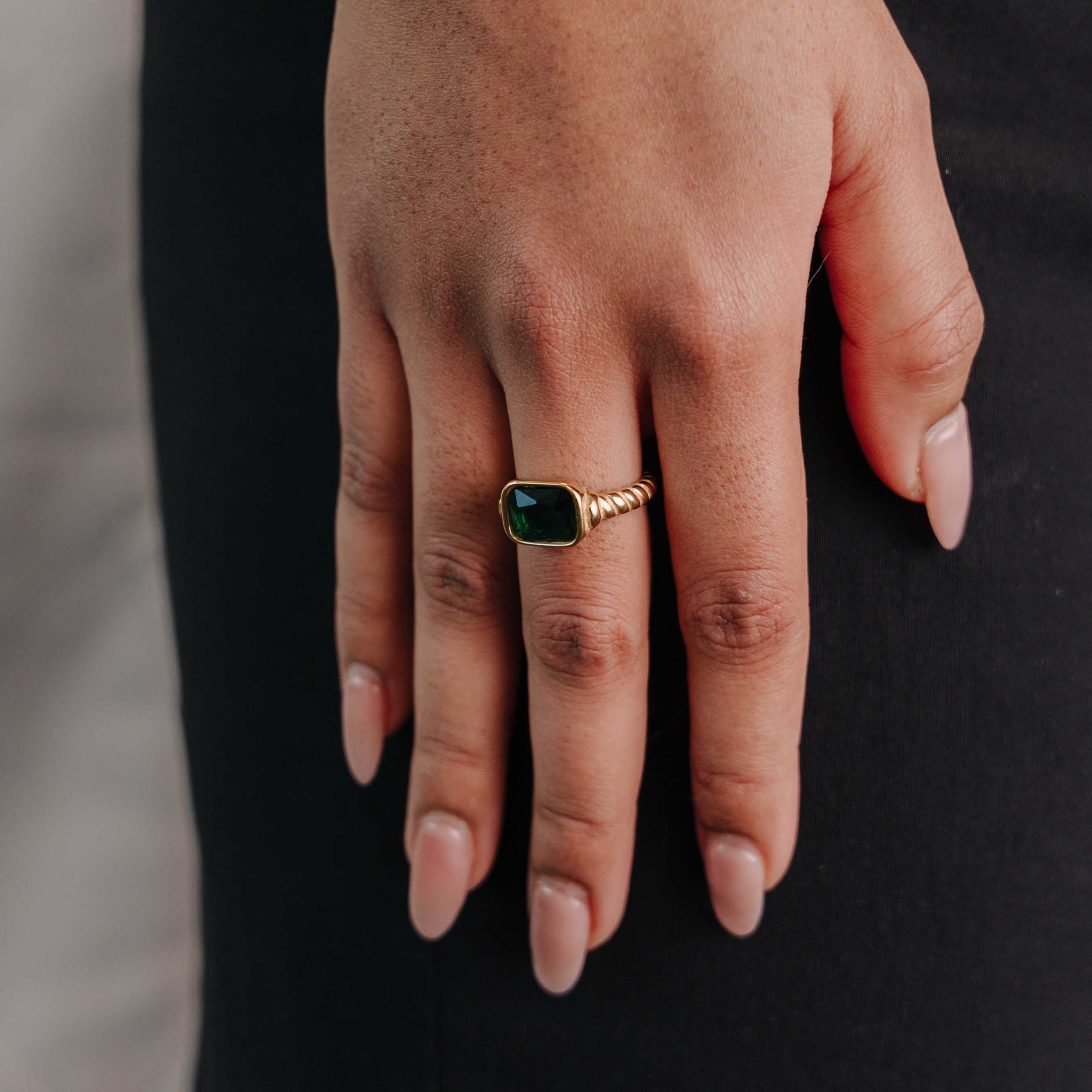 Jade Ring (Gold)