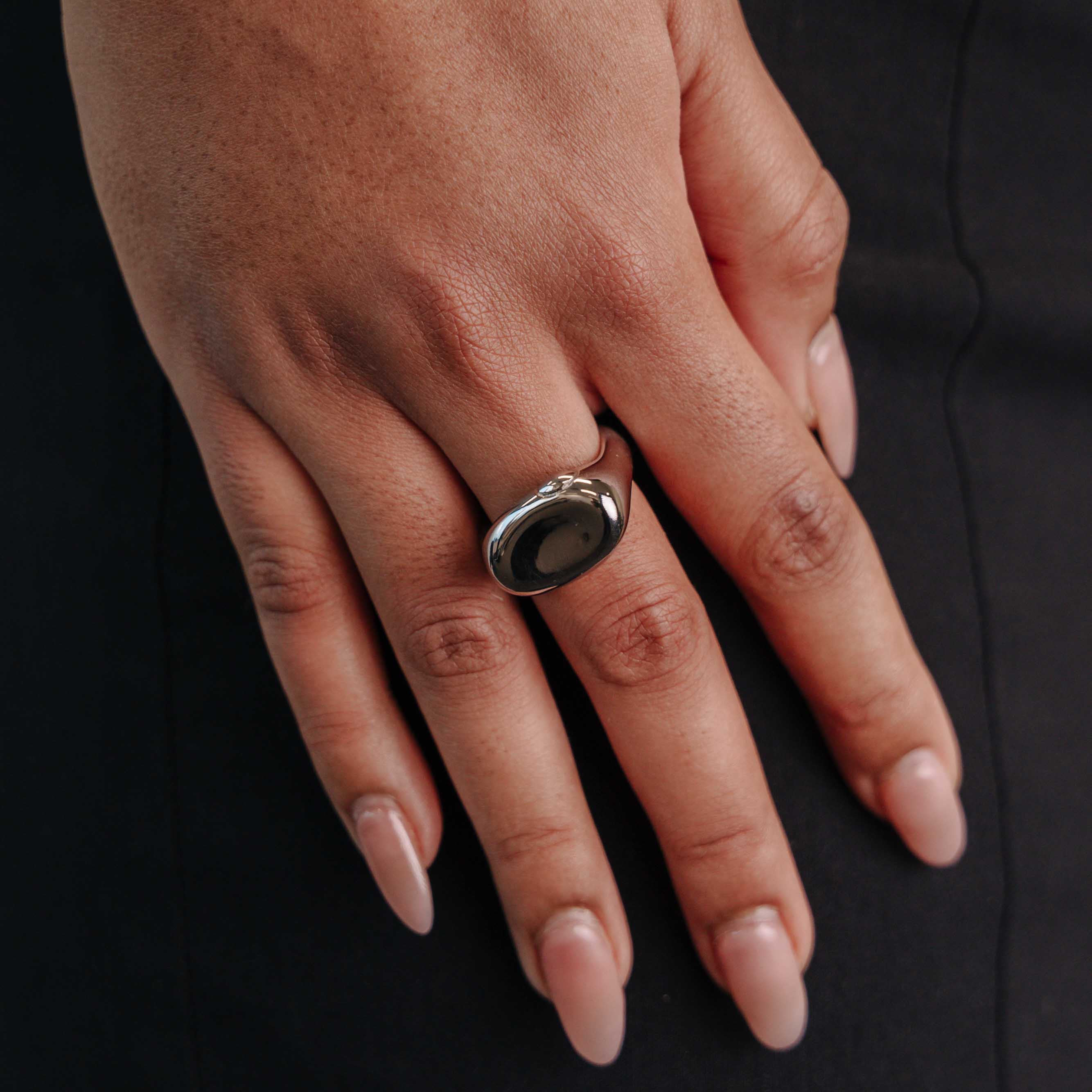 Signet Ring (White Gold)