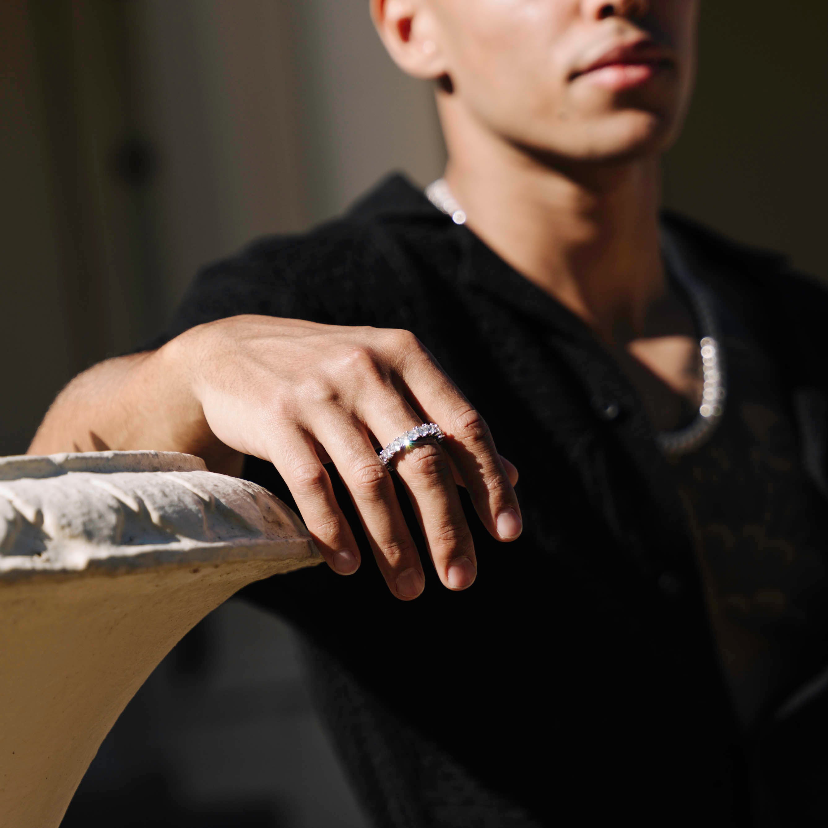 Iced Halo Ring (White Gold)