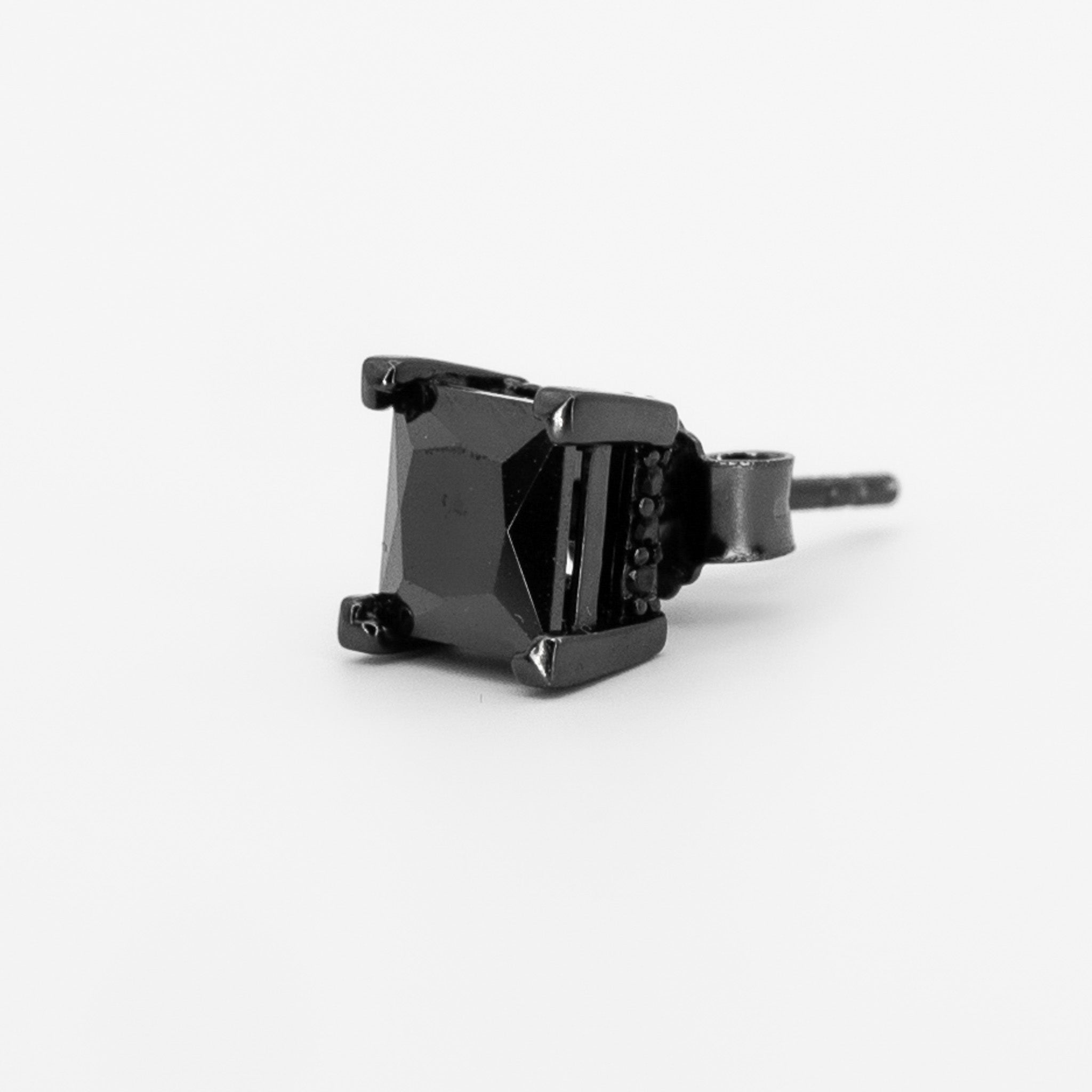 Apollo Square Stud - ROYALIS MELBOURNE