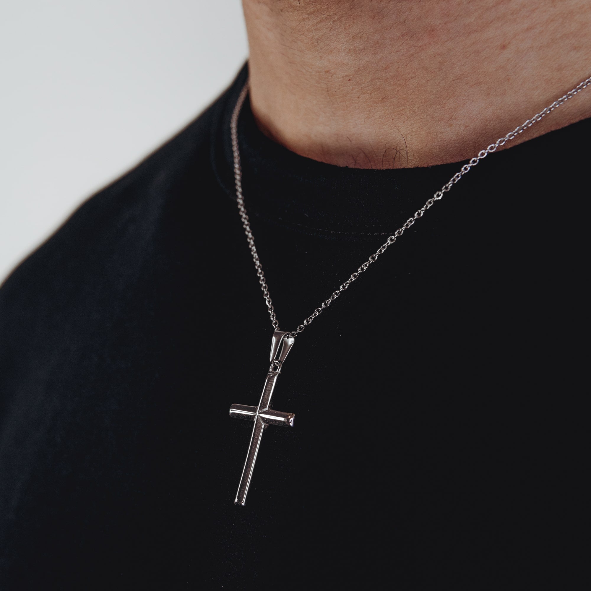 Cross Pendant (White Gold) - ROYALIS MELBOURNE