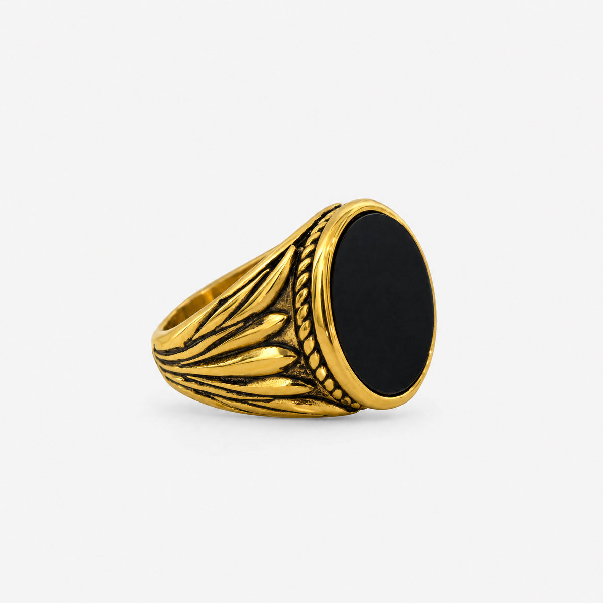 Onyx Ring (Gold)