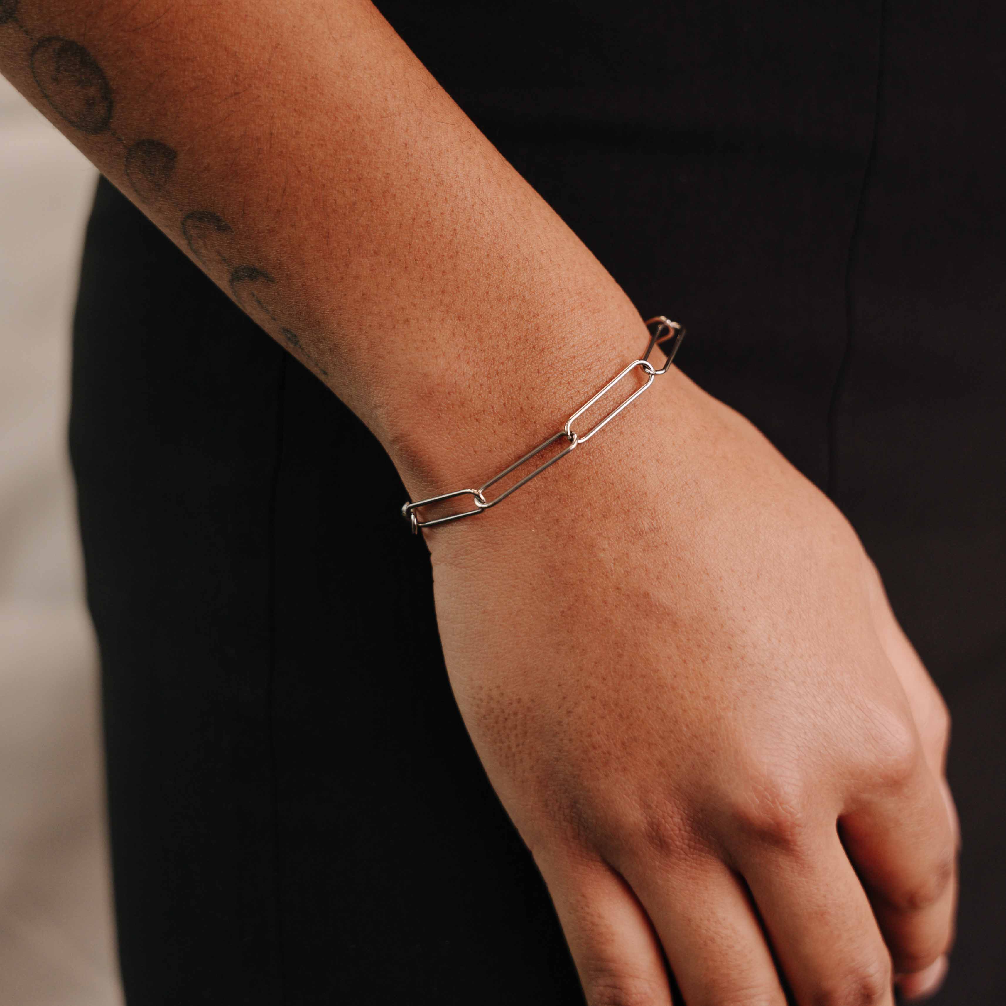 Women's Paperclip Bracelet (White Gold)