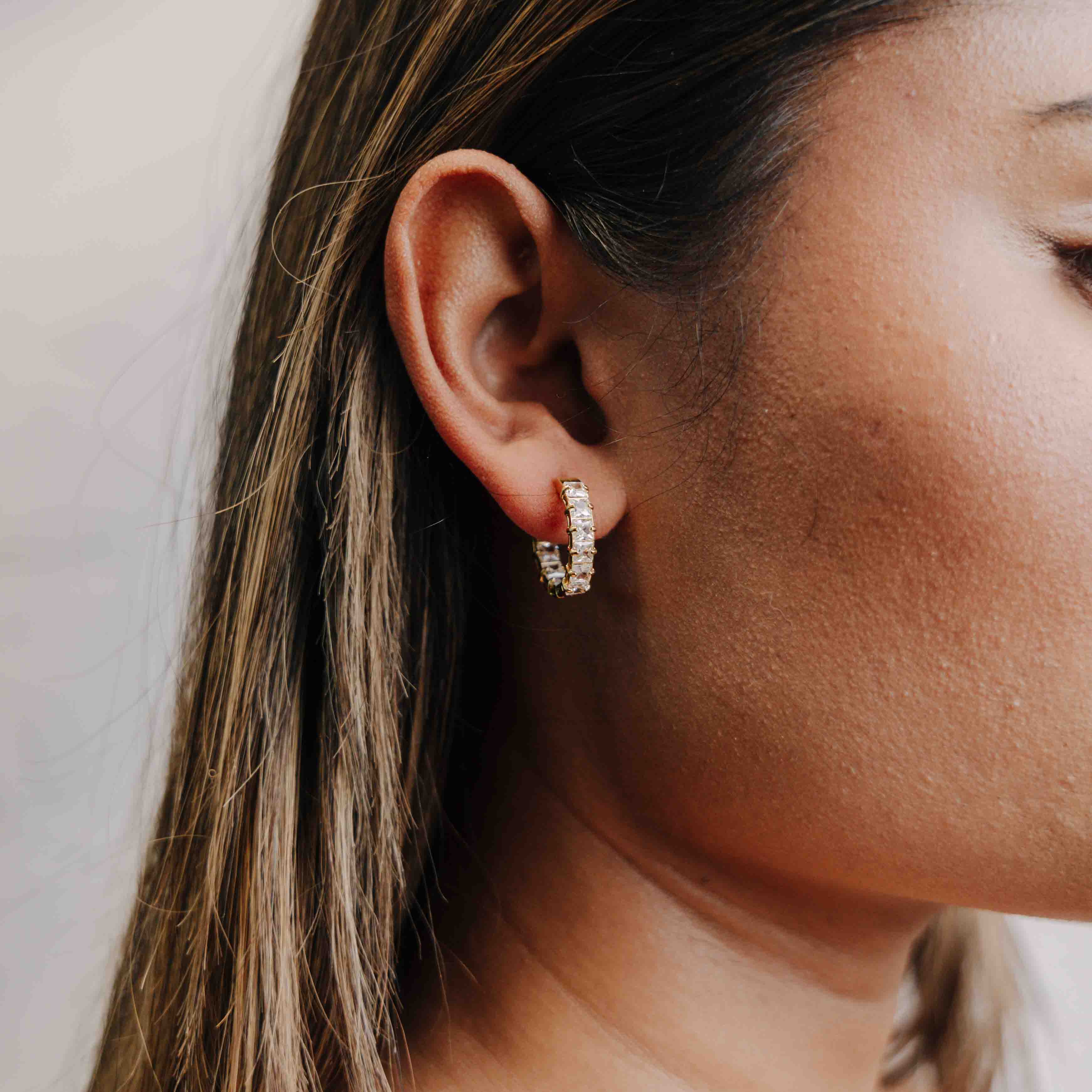Aria earrings (White Gold)