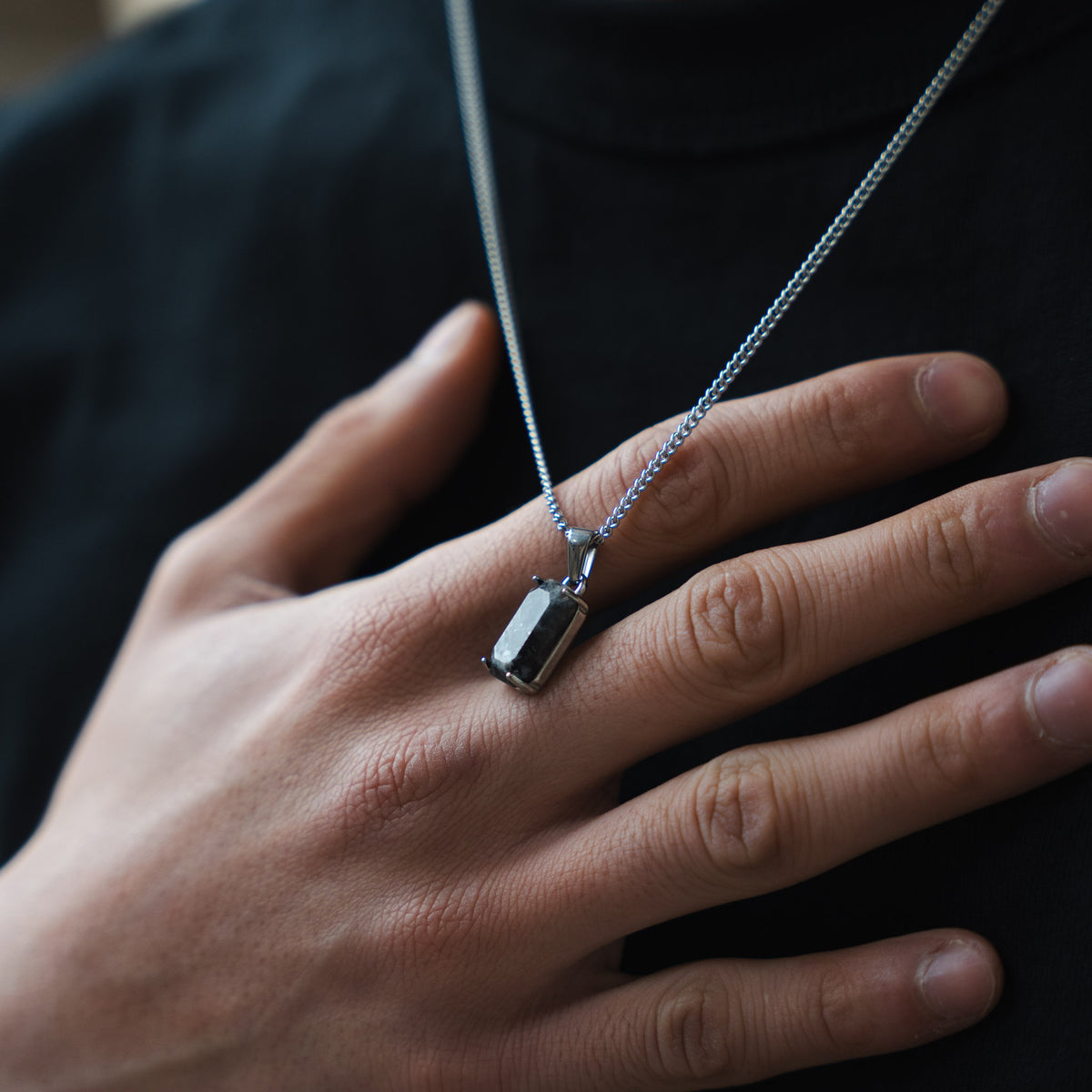 Obsidian Stone Pendant (White Gold)